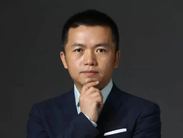 盛金缘证券 吴世春：刚被朱啸虎点名了